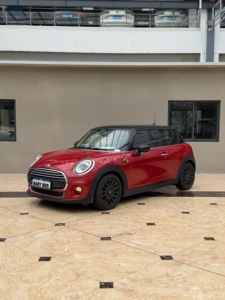 Voiture d'occasion <span class=keywords><strong>à</strong></span> essence, berline, 2016 <span class=keywords><strong>MINI</strong></span> <span class=keywords><strong>Cooper</strong></span> 1.5T pour l'exportation mondiale - Product Image 4
