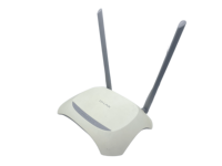 Router Inalámbrico TP-Link TL-WR842N de 300Mbps y 2.4GHz, Router de Banda Ancha para el Hogar, Segunda Mano, Versión en Inglés