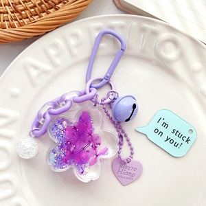 Lindo Llavero de Sakura con Efecto de Arena Movediza, Campana y Cadena, Colgante de Flor Kawaii en Negro y Azul para Accesorios de Bolsos de Niñas - Product Image 1