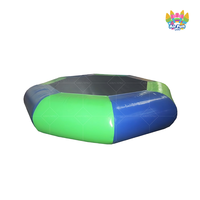 Plateforme aquatique gonflable bleue et blanche, trampoline aquatique, plateforme de natation pour les sports nautiques, installations de divertissement aquatique >10 passagers