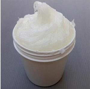 Gelée de pétrole blanche de qualité USP – Gelée de qualité cosmétique et pharmaceutique pour les soins de la peau, approvisionnement en vrac - Product Image 3