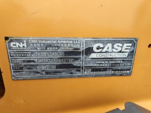 CASE TR320 Compact Track Loader Skid Steer Construction Equipment Orange With <b>Black</b> Bucket And Tracks - Product Image 3