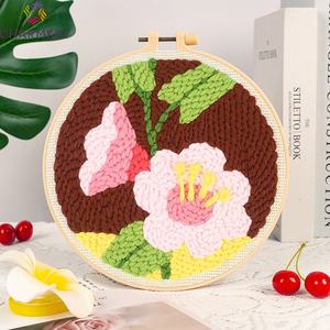 Prix surprise 8 pouces Floral Series Style Chunky Yarn Hand Embroidery Paintings Punch Needle Kit <span class=keywords><strong>pour</strong></span> <span class=keywords><strong>débutant</strong></span> - Product Image 5