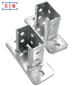 قاعدة عمود معدنية ثقيلة مطلية بالزنك الساخن مع فتحات لقناة مزدوجة مقاس 1-5/8 بوصة - Product Image 5