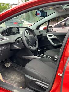 <span class=keywords><strong>Peugeot</strong></span> <span class=keywords><strong>2008</strong></span> 1.6L <span class=keywords><strong>Automatique</strong></span> SUV Compact <span class=keywords><strong>2018</strong></span> Faible Kilométrage Voiture Familiale d'Occasion à l'Exportation - Product Image 4