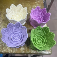 Bol distributeur de nourriture lent en forme de fût pour chat, en silicone, motif fleur, tapis de léchage pour chiot, pour l'enrichissement