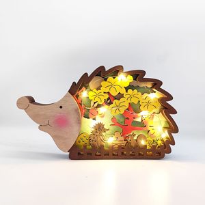 Uionen Nuevas Artesanías de Animales Tallados en Madera, Decoraciones de Escritorio para el Hogar con Animales del Bosque, Adornos de Erizo Tallados en Madera - Product Image 2