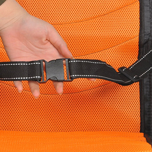 Fauteuil roulant manuel avec siège rembourré, structure en acier, pneus pleins, tissu en maille, confortable pour la mobilité des personnes âgées - Product Image 1