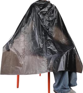 Tablier de protection jetable Tradeport en PE noir uni sans manches pour salon de coiffure, barbier, coloration et coupe – Idéal pour les stylistes - Product Image 2