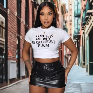 Top Corto Estivo Y2K Personalizzato per <span class=keywords><strong>Donna</strong></span>, 220 GSM Cotone, Vestibilità <span class=keywords><strong>Slim</strong></span>, Stampa 3D a Quadri con Diamanti, Patchwork Arcobaleno Bianco - Product Image 3