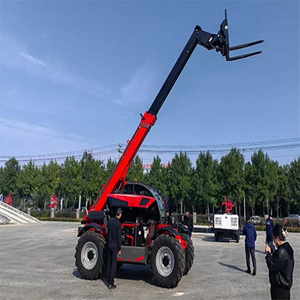 Montacargas Telescópico 4x4 para Construcción y Manejo de Materiales con Alta Capacidad de Elevación - Product Image 2