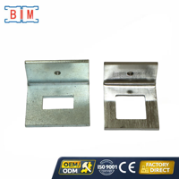 Plaque de base triangulaire en métal robuste pour profilé d'angle, fixation au sol pour systèmes de support MEP