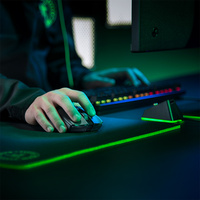 Razer Mouse Gaming Nirkabel Viper Ultimate Hyperspeed RGB Teringan Sensor Optik 20000DPI 8 Tombol Yang Dapat Diprogram untuk Komputer