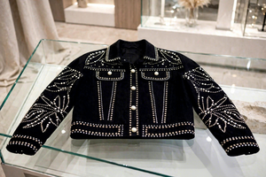 Black Rhinestone <b>Denim</b> <b>Jacket</b> Women's Washed <b>Denim</b> Coat Studded Button Up Casual Streetwear Outerwear - Product Image 3