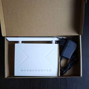 Routeur Fibre Optique Zikun Factory ONU ZC-520 XPON avec 1GE 3FE POTS et Wi-Fi 2.4G - Product Image 6