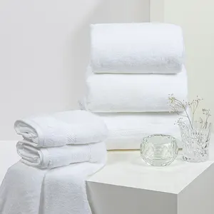 Hotel Satin Towel Set Luxury Hand Towel Set 100% Cotton Sustainable Bath Towel Gift Set