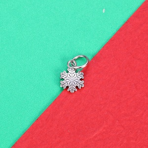 Pendentif <span class=keywords><strong>de</strong></span> Noël en émail, Arbre <span class=keywords><strong>de</strong></span> Noël, Flocons <span class=keywords><strong>de</strong></span> <span class=keywords><strong>neige</strong></span>, Pull <span class=keywords><strong>de</strong></span> Noël, Compatible avec bracelet <span class=keywords><strong>Pandora</strong></span>, Cadeau <span class=keywords><strong>de</strong></span> Noël DIY - Product Image 6
