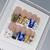 Ongles à presser de luxe, forme carrée, nude, blanc, motif rayé tigre français, faits à la main, 10 pièces, ongles carrés, motif cœur
