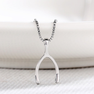 Collar con Colgante de Hueso en V para Mujer, Cadena Minimalista para Clavícula, Joyería Elegante para Uso Diario - Product Image 6