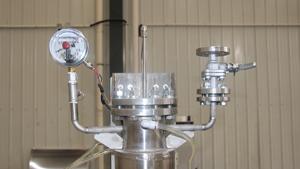 Four tubulaire vertical personnalisé 1000C, four tubulaire vertical, four tubulaire haute pression, four tubulaire séparable - Product Image 3