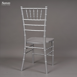 Muebles Comerciales de Madera Plateada, Silla Apilable Chiavari para Salón de Banquetes de Hotel - Product Image 4