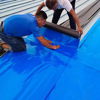 Isolation en aluminium auto-adhésive à résistance aux UV Membrane imperméable Matériau d'isolation thermique Résistant à la chaleur pour toit en métal