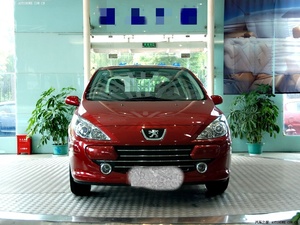 <span class=keywords><strong>Peugeot</strong></span> 307 1.6L Essence Manuelle Berline Confiante d'Occasion à Prix Abordable à Vendre (Conduite à Gauche) - Product Image 3