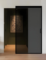 Porte coulissante intérieure de sécurité moderne Porte fantôme en bois massif personnalisée pour chambre à coucher Surface imperméable et finie