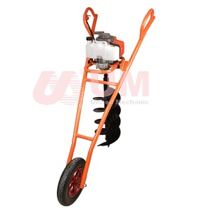Taladro Perforador de Tierra Industrial UM de 62cc, Motor de Gasolina de 2 Tiempos, para Jardinería y Agricultura - Product Image 4
