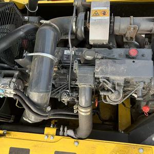 Excavatrice sur chenilles Komatsu PC300 d'occasion, 30 tonnes, pelle hydraulique lourde, moteur Cummins, pompe à engrenages, faible nombre d'heures de travail - Product Image 4