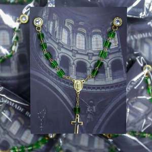 Collar de Oración con Cruz de San Benito, Imagen a Color de San Benito Verde, Rosario, Crucifijo de Jesús, Regalo de Protección, MOQ Bajo - Product Image 4