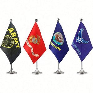 ธงชาติโพลีเอสเตอร์แบบตั้งโต๊ะสั่งทำขายส่งพร้อมฐานเสาเหล็กสแตนเลสปรับได้ พิมพ์ลายดิจิทัลสำหรับการประชุม - Product Image 1