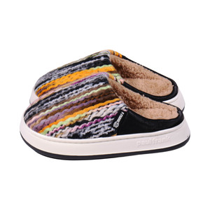 Sandalias Personalizadas de Alta Calidad para Mujer y Hombre, con Amortiguación y Punta Cerrada, para Verano e Invierno - Venta al Por Mayor - Product Image 3