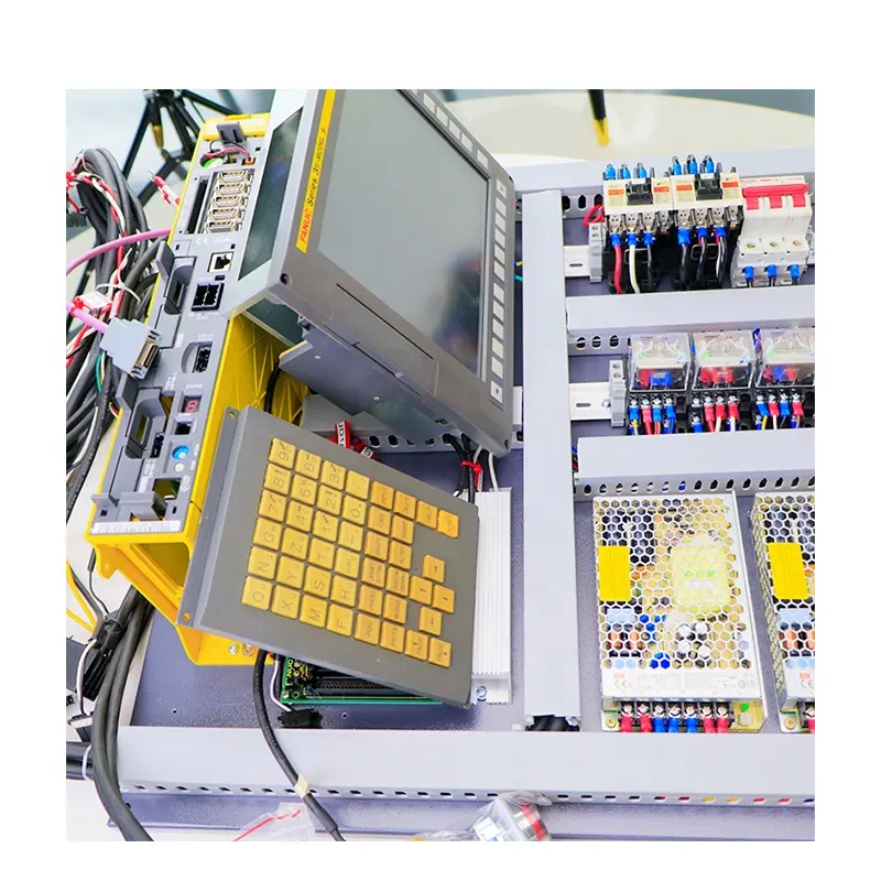 control panel Fanuc used A02B-0303-C125#T cnc machine lathe in stock