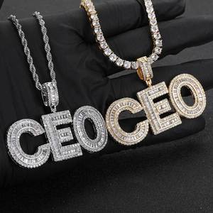 Collane con Ciondolo Di Tendenza Unisex Hiphop Placcato Oro in Rame con Zircone Intarsiato e Lettera Quadrata Personalizzata in Inglese - Product Image 3