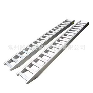 Rampa de Carga Móvil de Aleación de Aluminio de Alta Resistencia Kubota Ward Yanmar para Cosechadoras, Longitud y Ancho Personalizables - Product Image 1