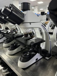 Équipement de laboratoire Objectifs portables haute résolution Semi Plan Achromatique 4X <span class=keywords><strong>10X</strong></span> 40X 100X <span class=keywords><strong>Microscope</strong></span> biologique à tête binoculaire
