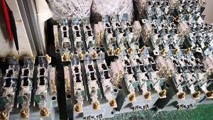 29650 <span class=keywords><strong>NS100N</strong></span> - TMD - 100A-4ขั้ว4D ตัดวงจรขนาดกะทัดรัดใหม่ดั้งเดิม - Product Image 2