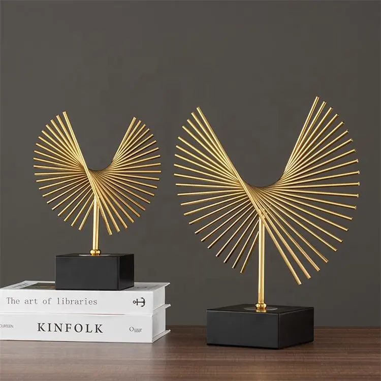 Nordic Metal Abstract Golden Flying Eagle Ornaments Art Home Accessories with Favorable Price