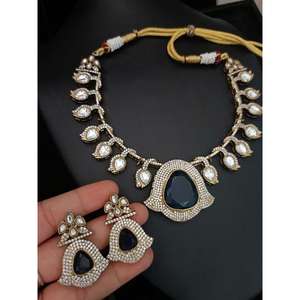 Ensemble plaqué or pour femmes AD CZ Victoria Bollywood Style ethnique mariage fiançailles colliers numéro forme/chaînes de mode - Product Image 1