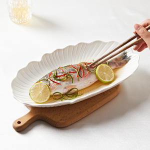 أطباق عشاء سيراميك بالجملة، أطباق كبيرة بيضاء للمطاعم، أطباق عشاء سيراميك فاخرة بحواف ذهبية بتصميم نوردي عتيق - Product Image 4