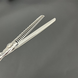 Ciseaux à cheveux CNC VG10 6 pouces, outils de coupe professionnels pour coiffeurs droitiers - Product Image 2