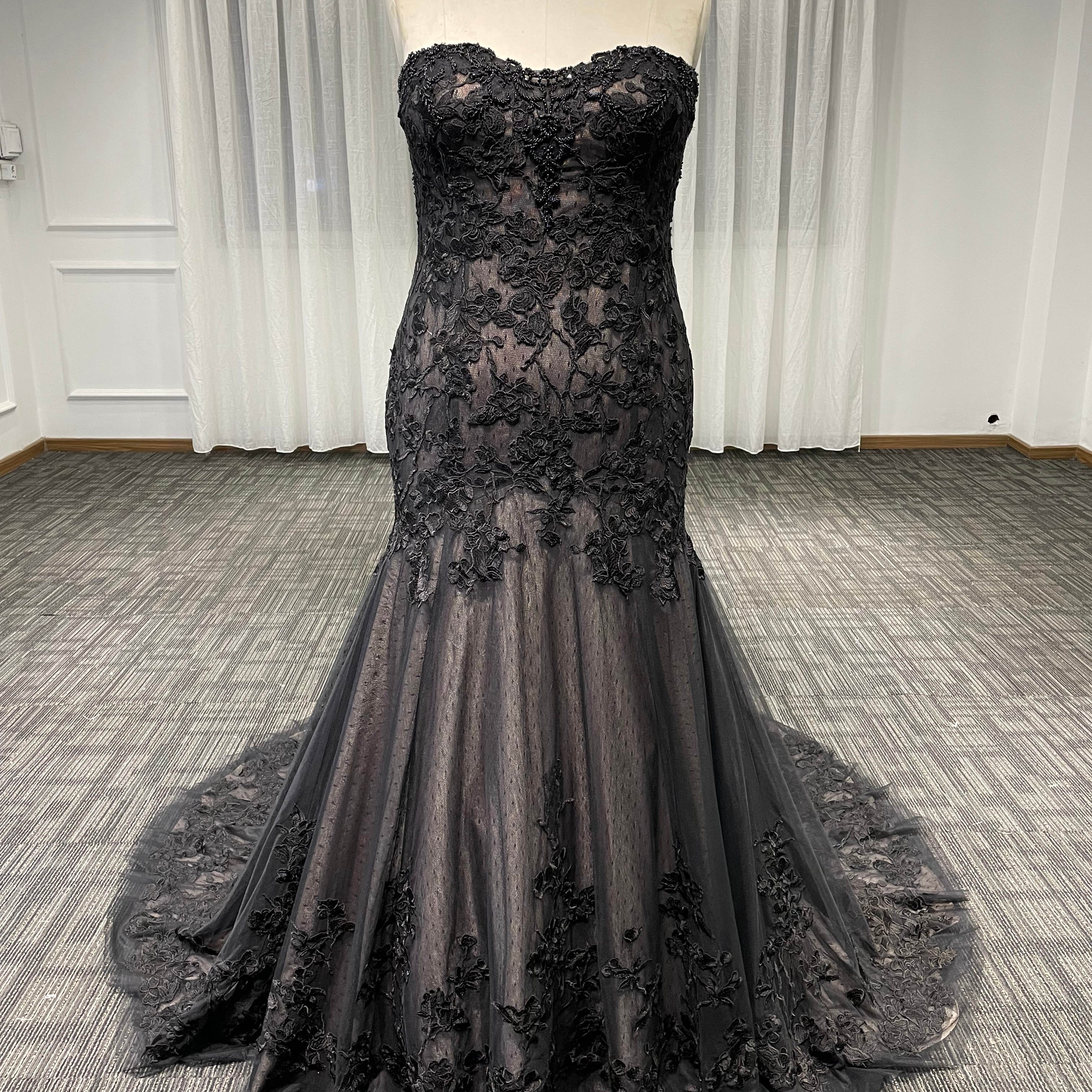 Vintage Lace Dress - Black Floor-Length Gothic Gown