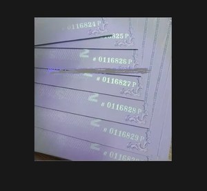 Papel <span class=keywords><strong>de</strong></span> seguridad <span class=keywords><strong>de</strong></span> impresión <span class=keywords><strong>de</strong></span> números invisibles, holograma <span class=keywords><strong>de</strong></span> impresión en caliente, certificado <span class=keywords><strong>de</strong></span> documentos - Product Image 1