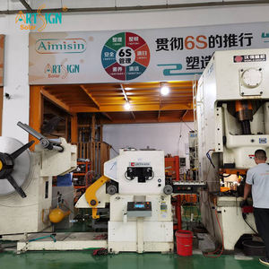 Panneau d'art à angle réglable Installation de 10 panneaux solaires Montage unipolaire Support de poteau solaire Fabricant - Product Image 6