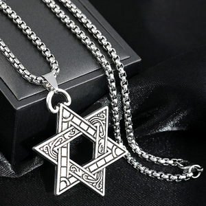 Collana da Uomo Trendy con Ciondolo Esagonale Stile Hip-hop Coreano, Perline in Rame Personalizzate, Catena <span class=keywords><strong>per</strong></span> Maglione con Distintivo Militare - Product Image 4