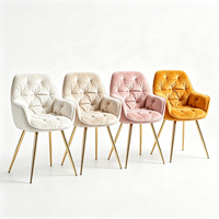 Fauteuil d'appoint en velours capitonné haut de gamme avec pieds en métal doré pour la maison, l'appartement, l'hôtel, le café