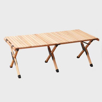 Table pliante robuste et stable en bois de hêtre pour usage domestique et extérieur, idéale pour le camping et les pique-niques