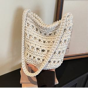 Nuevo Bolso de Hombro Tipo Cubo de Ganchillo para Mujer, Tejido con Hilo de Algodón Calado, Estilo Bohemio, Ideal para Playa y Viajes - Product Image 1