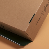 Carpeta de Envío Ecológica para Zapatos, Embalaje de Cartón Corrugado con Logotipo Personalizado, Embalaje de Ropa con Relieve y Laminación Mate